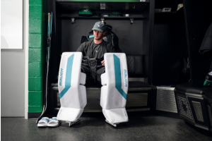 How to Choose Goalie Pads: Fit, Flex, Style, and Skill Level
