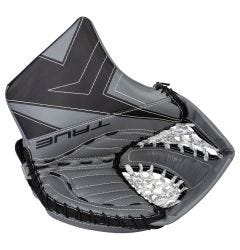 True Catalyst SE Junior Goalie Glove